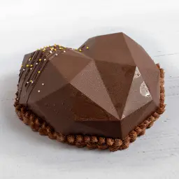 كعكة شوكولاتة مفاجأة